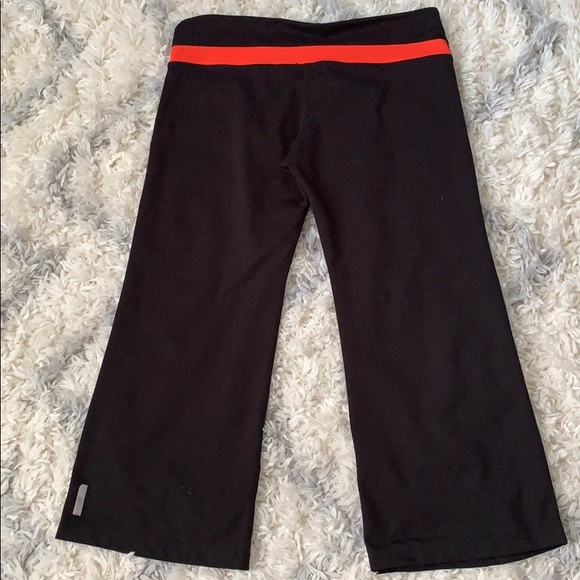 Zella Wide Bottom Crop Pant Size 8 - Picture 4 of 6